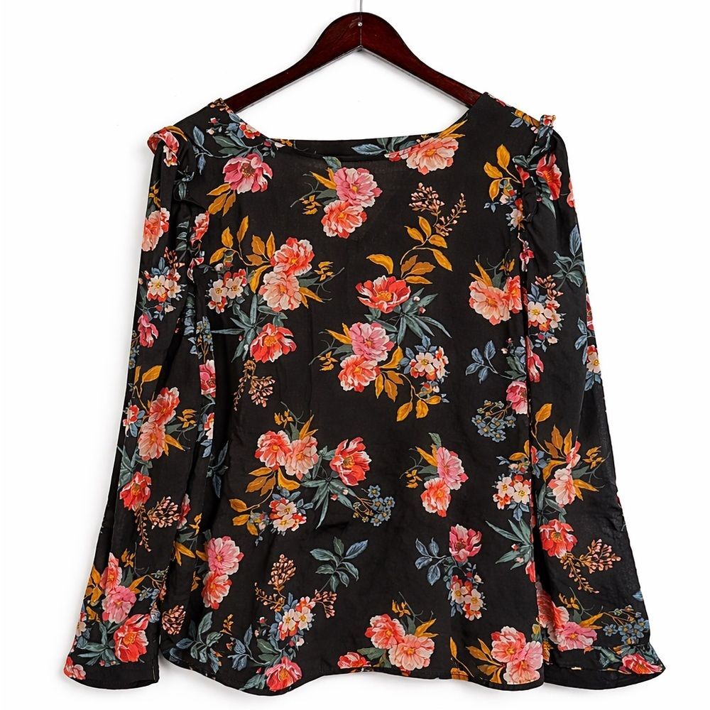 LOFT Floral Black Long Sleeve Blouse Size Large Keyhole Back Button Cuffs NWT
